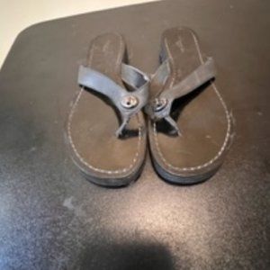 Coach shelly black slippers size 8.5
